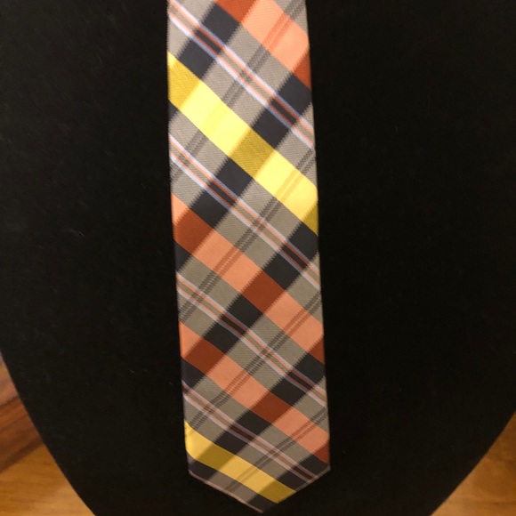 BEN SHERMAN 100% Silk "SLIM" Men’s Tie